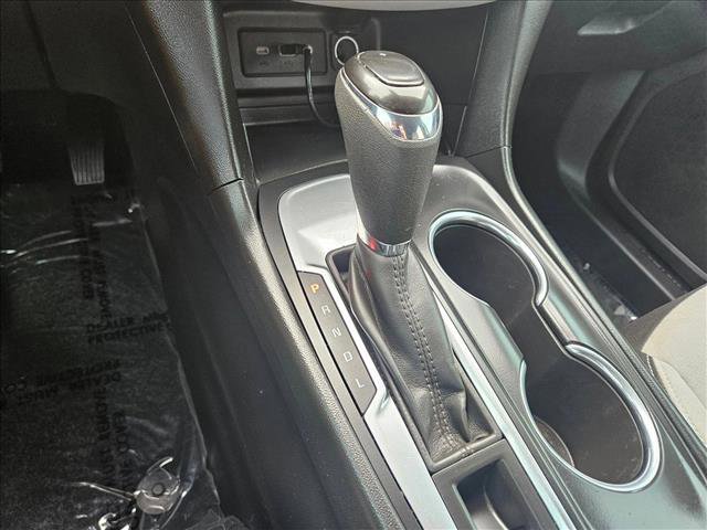 Used 2019 Chevrolet Equinox LS w/ LS Convenience Package FWD image 9