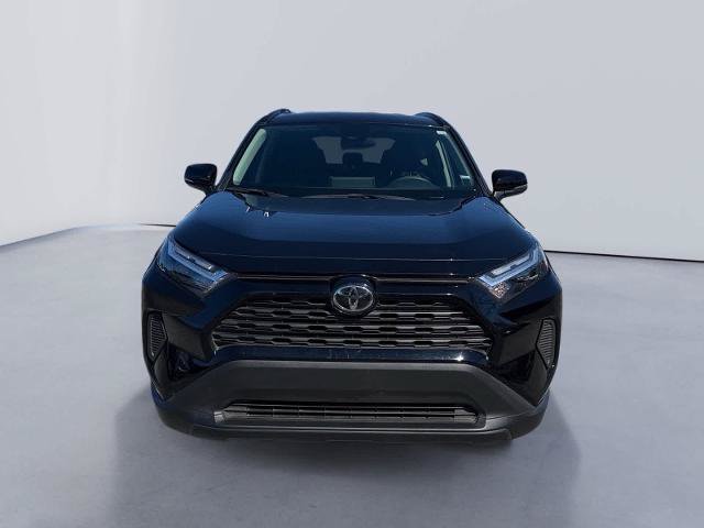 Used 2025 Toyota RAV4 XLE AWD/4WD image 8