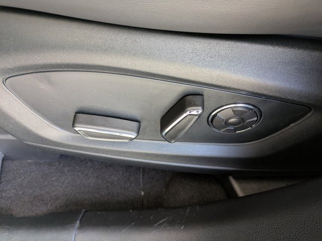 Certified 2020 Ford Explorer Platinum w/ Premium Technology Package image 22