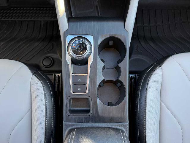 Certified 2025 Ford Escape Platinum w/ Premium Technology Package image 15