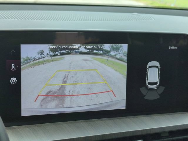 Used 2023 Kia Telluride EX w/ EX Captain's Chair Package AWD/4WD image 21