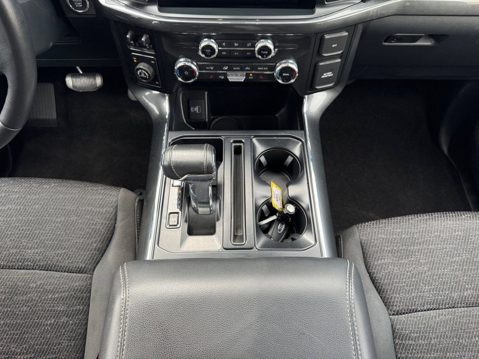 Certified 2022 Ford F150 XLT w/ Equipment Group 302A High image 11