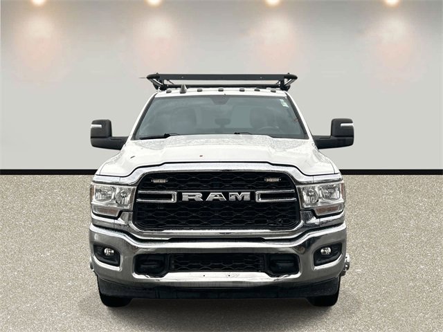 Used 2024 RAM 3500 Tradesman w/ Chrome Appearance Group image 2