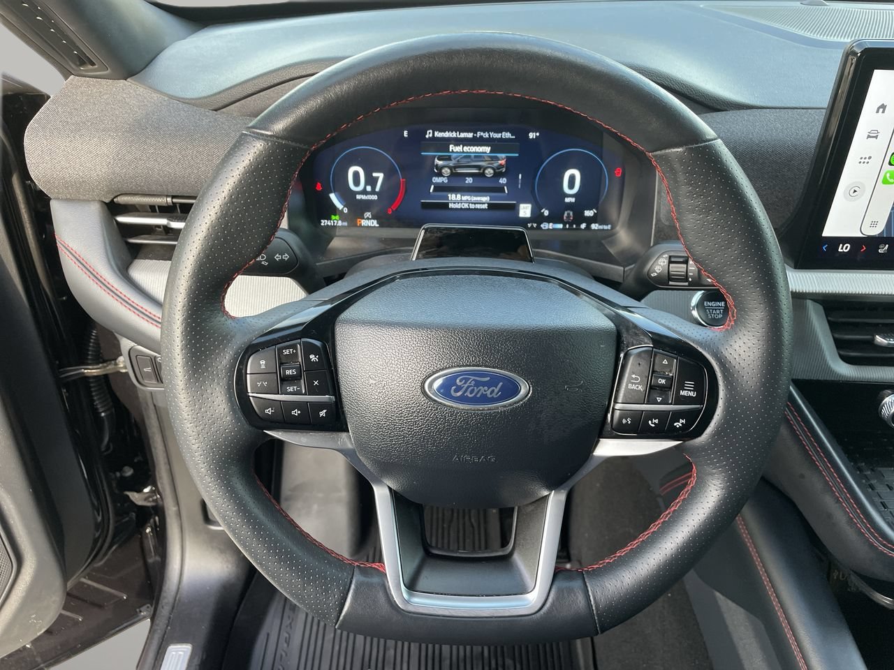 Certified 2025 Ford Explorer ST-Line w/ Premium Package RWD image 32