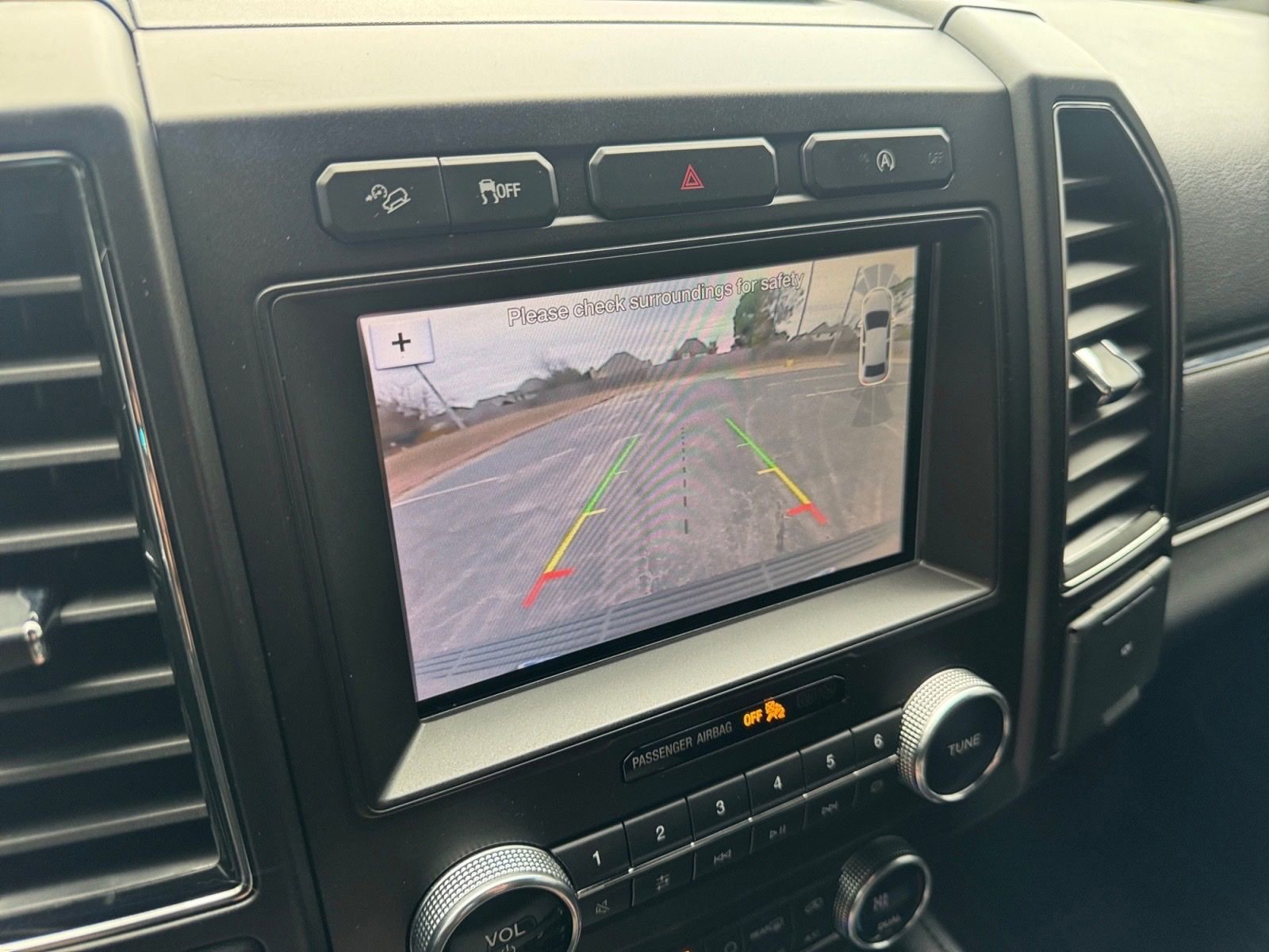 Certified 2019 Ford Expedition Limited image 29