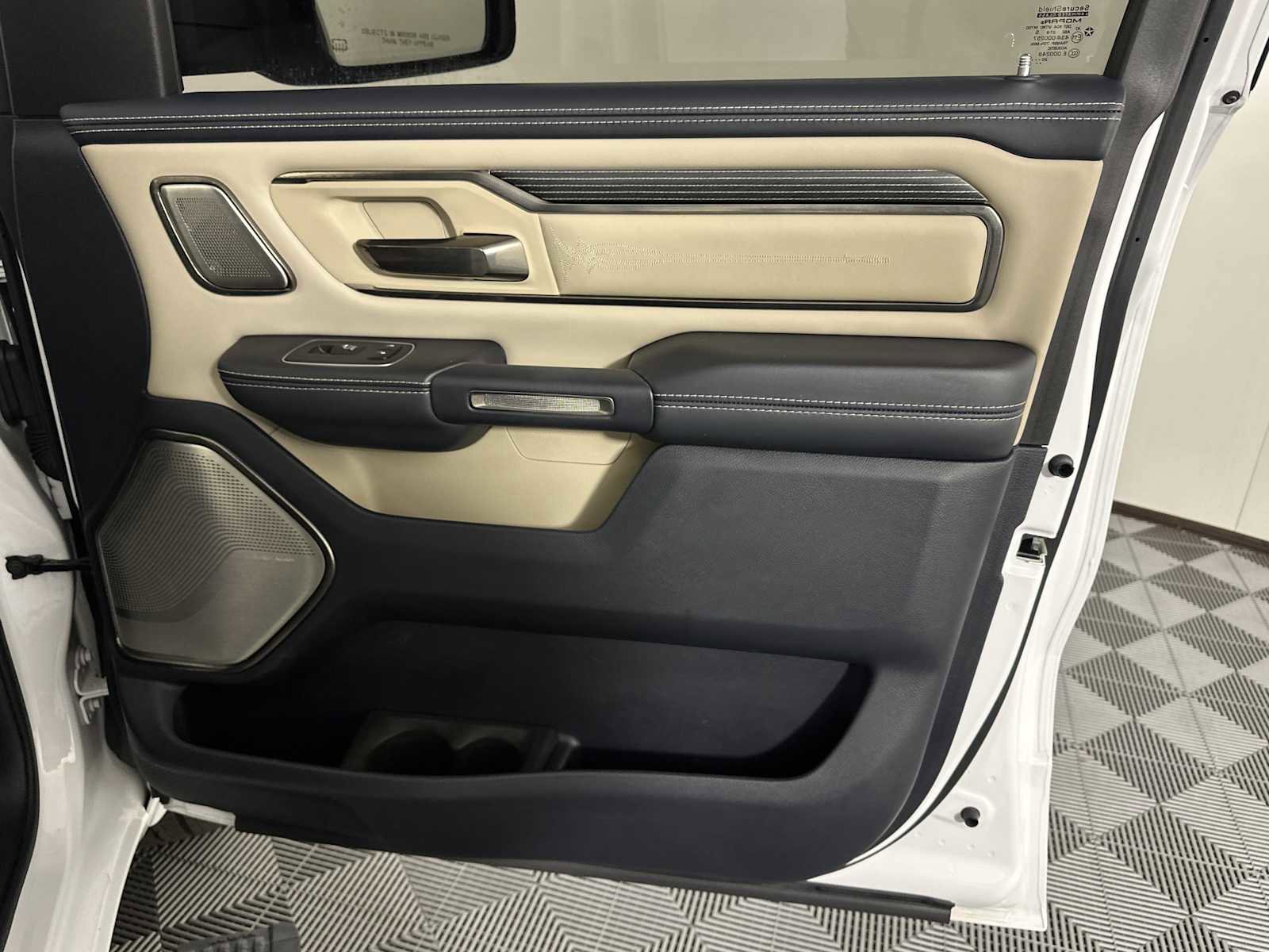 Used 2021 RAM 1500 Limited image 16