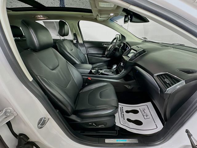 Certified 2018 Ford Edge Titanium w/ Equipment Group 301A image 36
