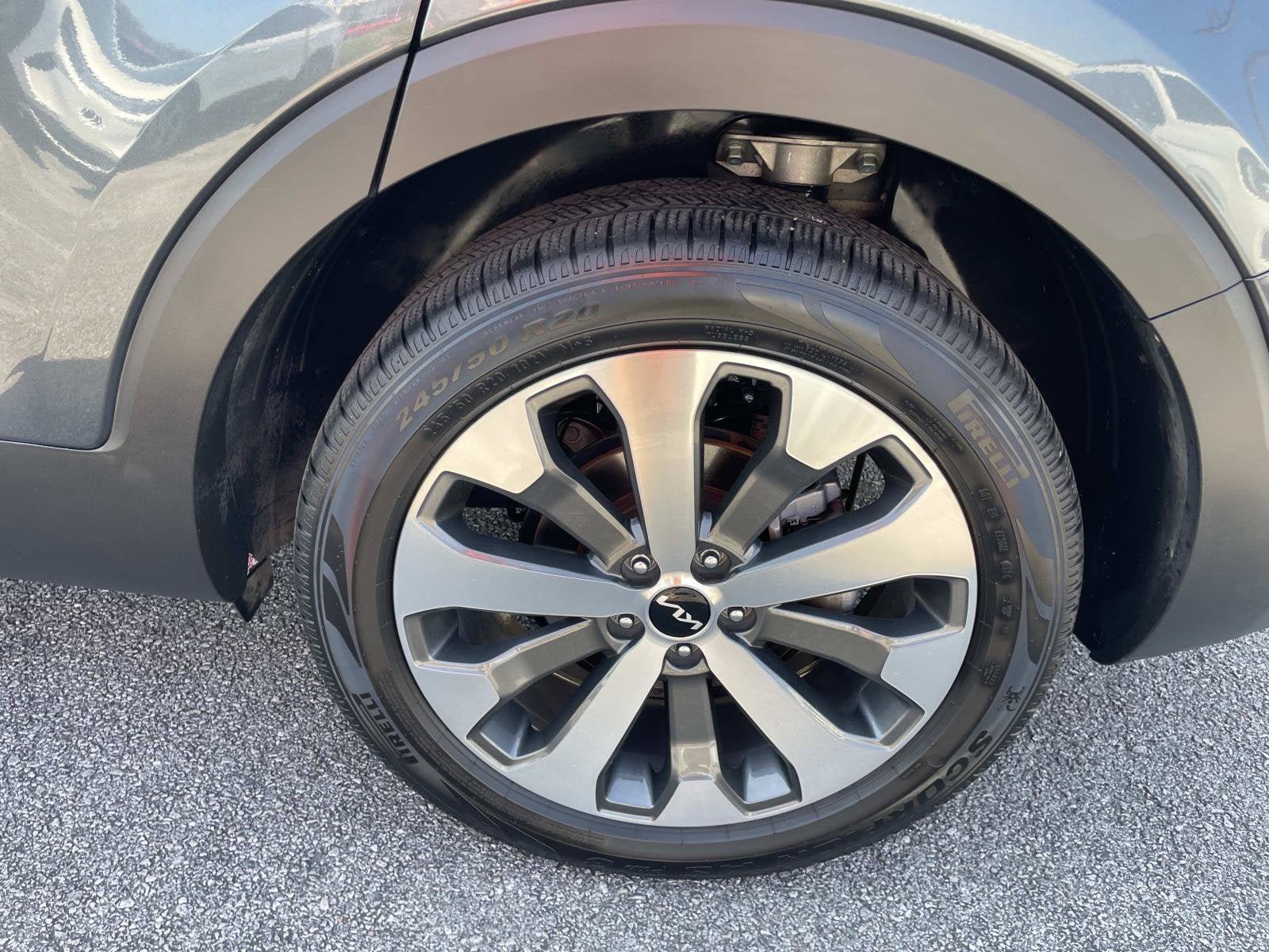 Used 2022 Kia Telluride S FWD image 11