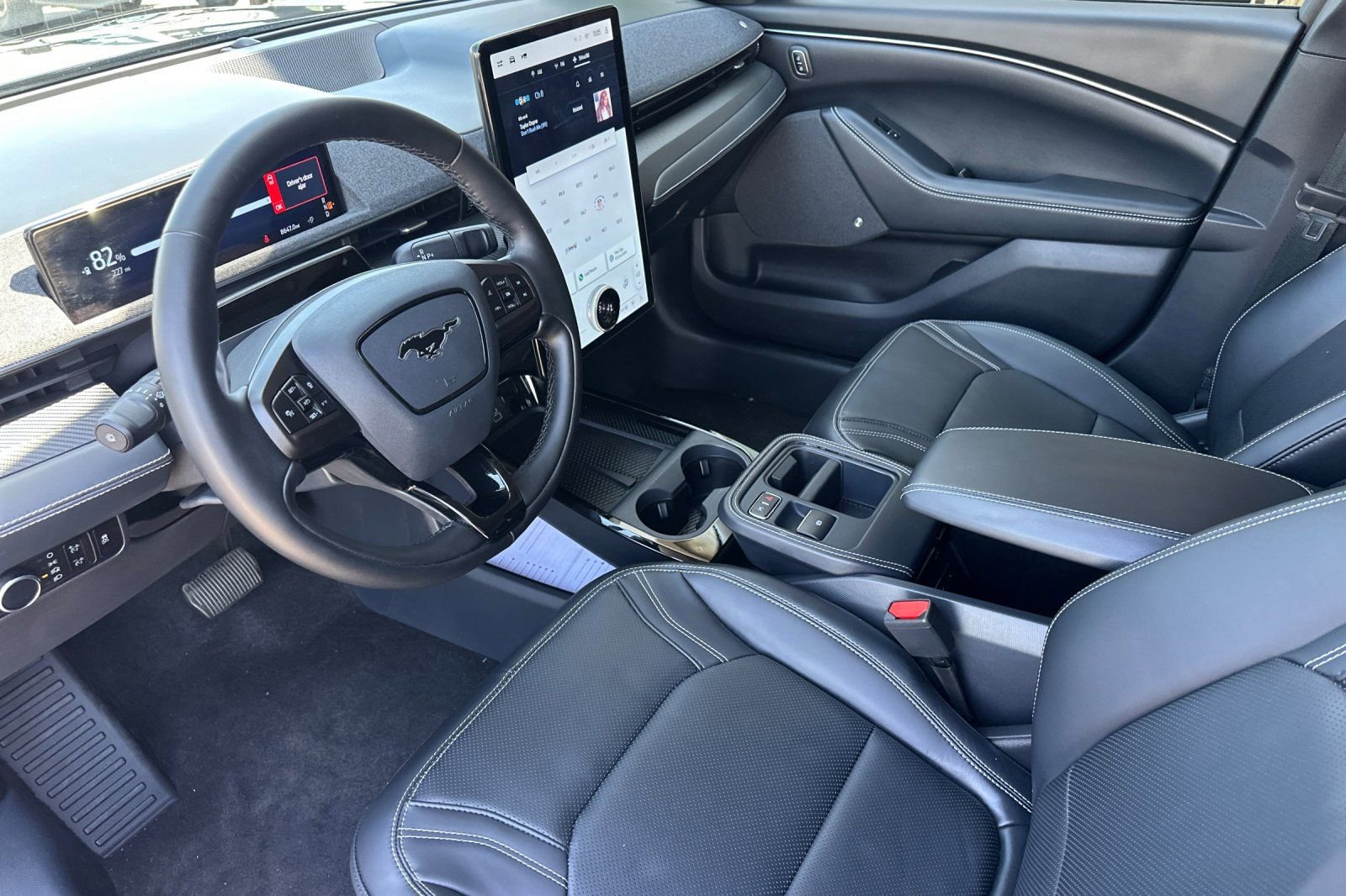 Certified 2025 Ford Mustang Mach-E Premium RWD image 9