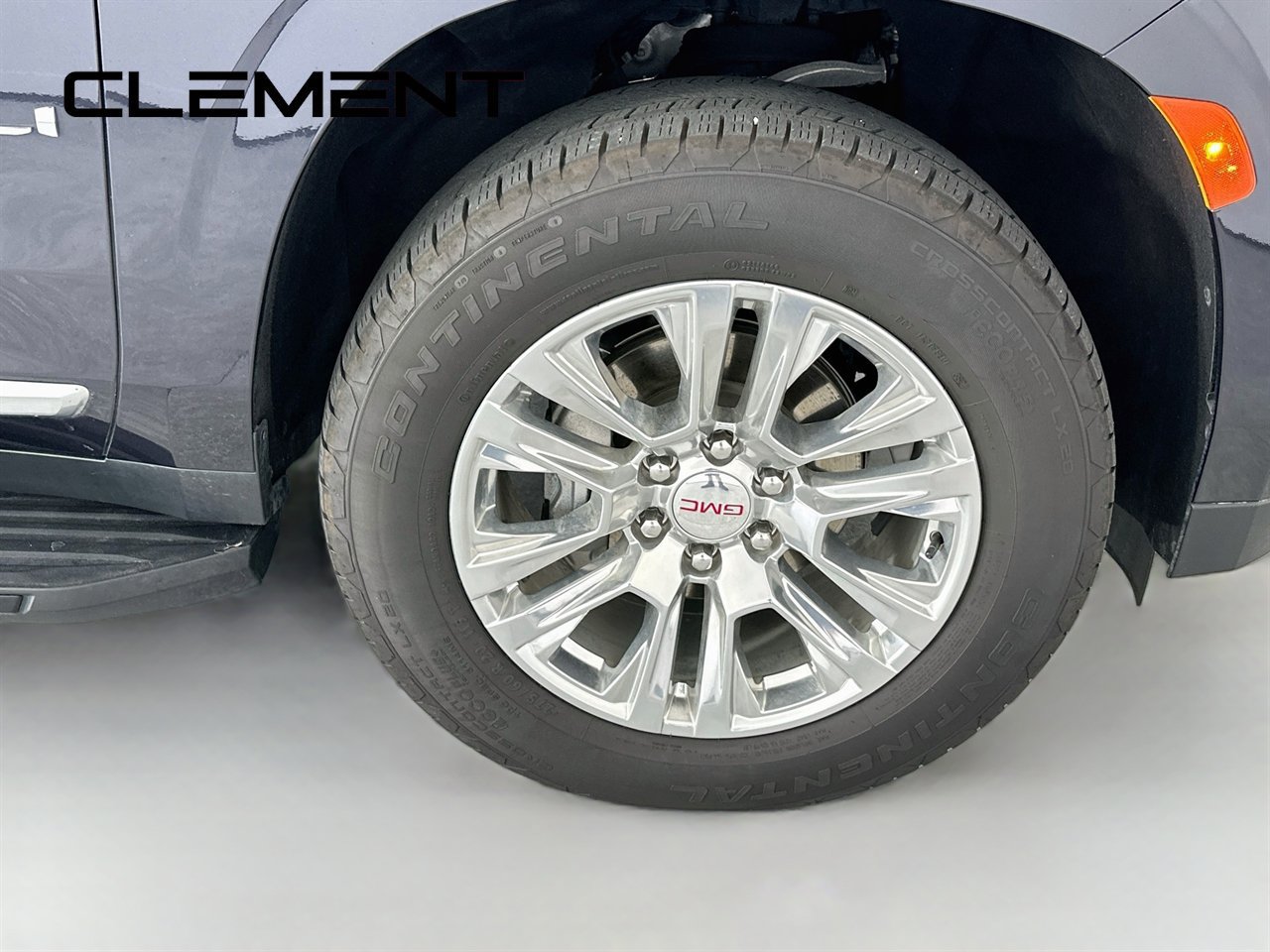 Used 2024 GMC Yukon Denali AWD/4WD image 39