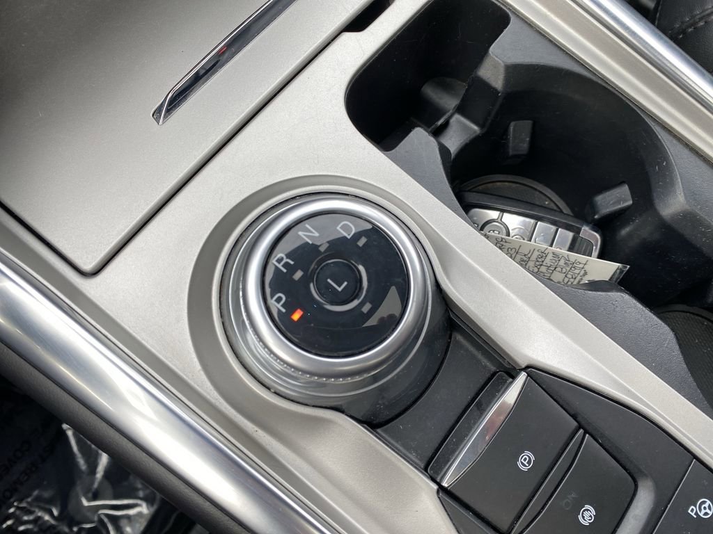 Certified 2023 Ford Explorer Platinum w/ Technology Package image 28