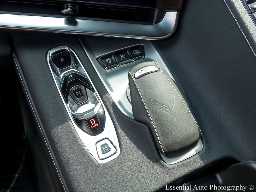 Used 2024 Chevrolet Corvette Stingray Preferred Cpe w/ Battery Protection Package RWD image 18