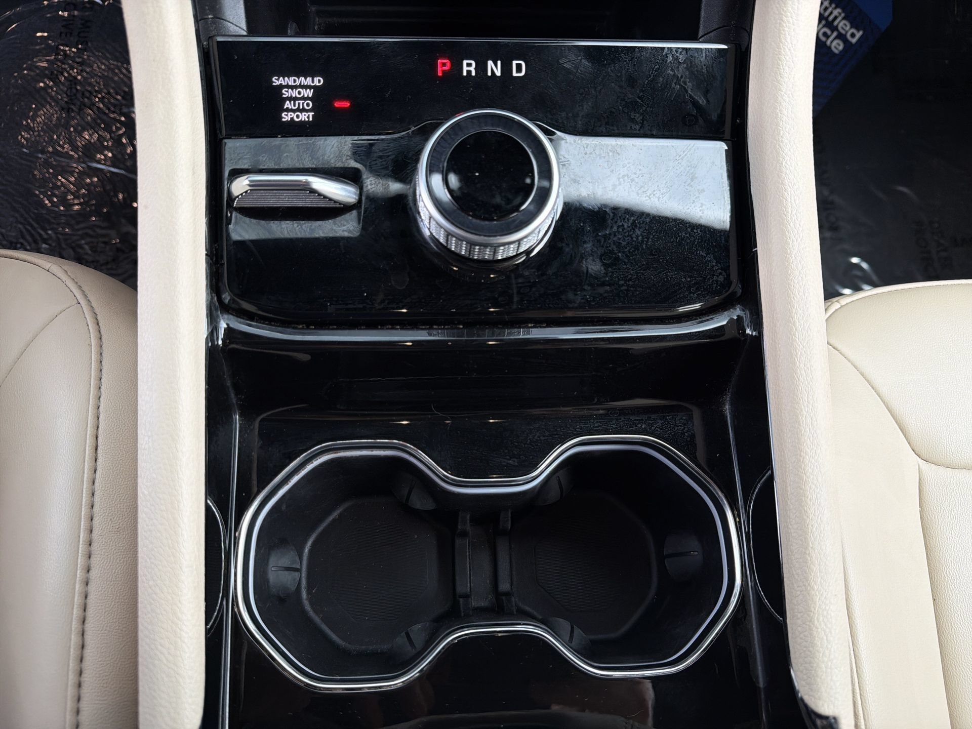 Used 2023 Jeep Grand Cherokee L Limited AWD/4WD image 12