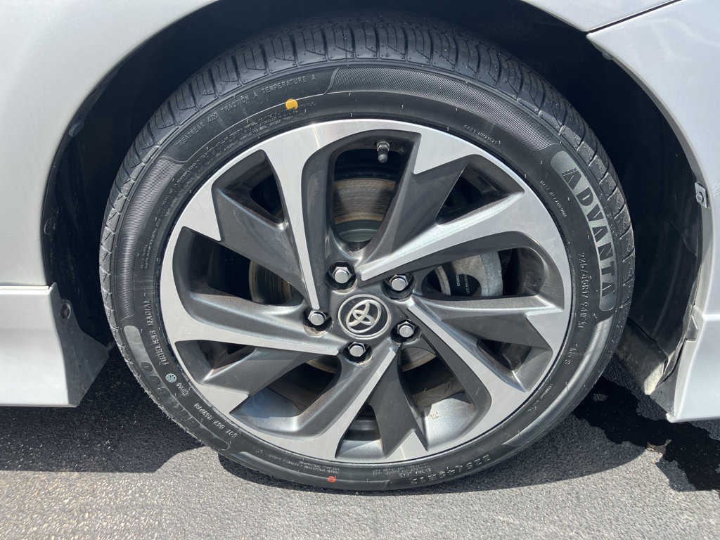 Used 2017 Toyota Corolla iM FWD image 10