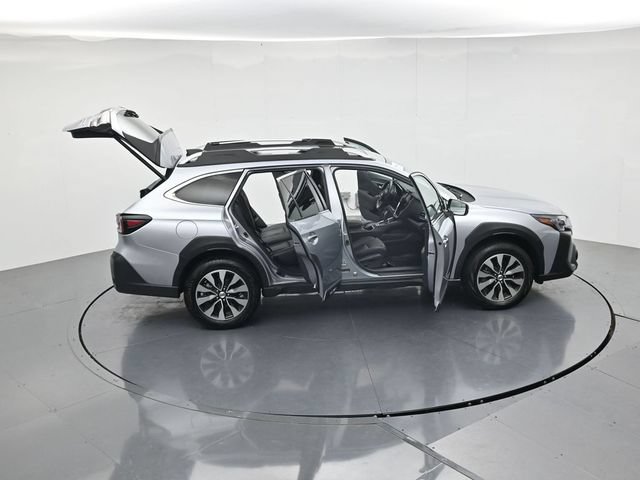 Used 2025 Subaru Outback Touring AWD/4WD image 49