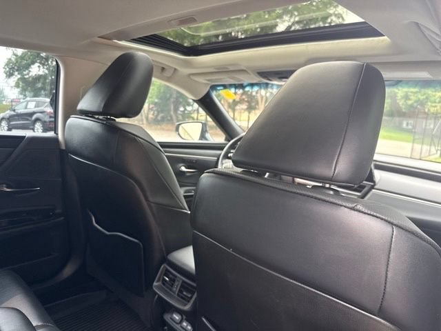 Used 2023 Lexus ES 350 w/ Premium Package FWD image 14