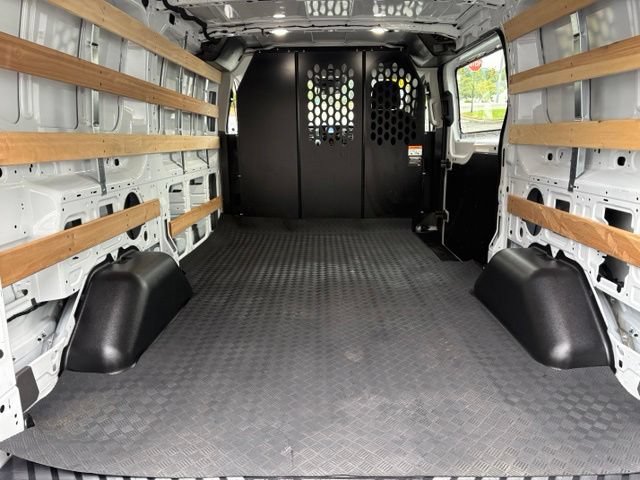 Certified 2025 Ford Transit 250 Low Roof w/ Exterior Upgrade Package RWD image 24