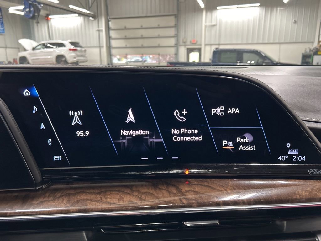 Used 2021 Cadillac Escalade Sport Platinum AWD/4WD image 21