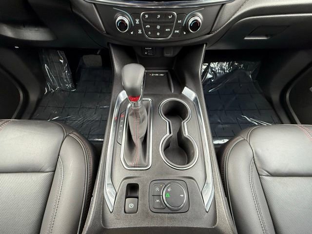 Used 2023 Chevrolet Traverse RS image 29