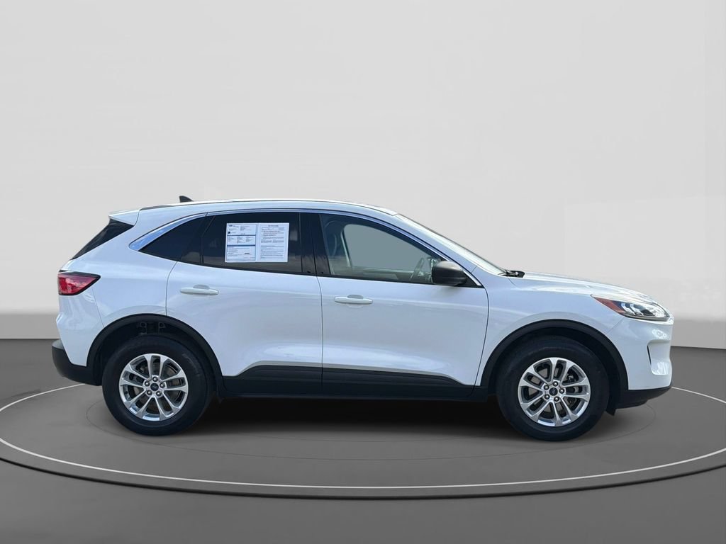 Certified 2022 Ford Escape SE w/ Convenience Package AWD/4WD image 5