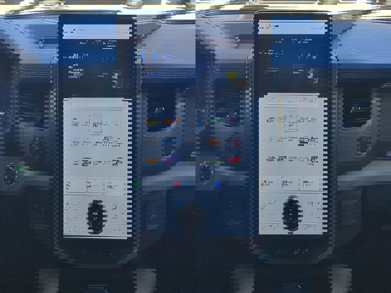 Certified 2024 Ford Expedition Limited image 16