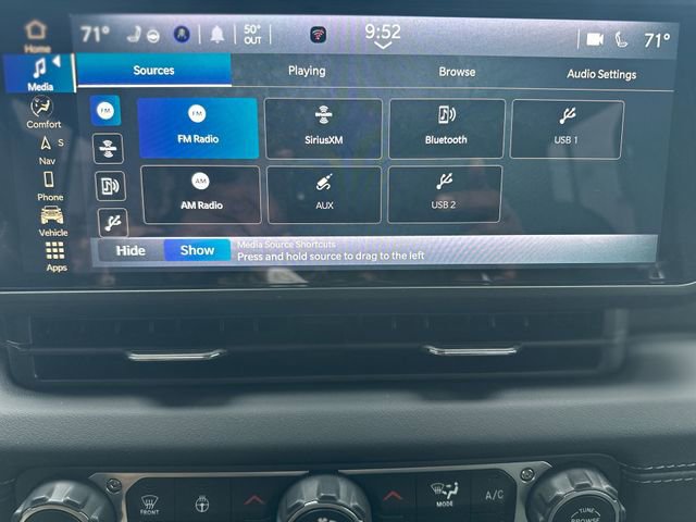 Used 2025 Jeep Gladiator Mojave image 17