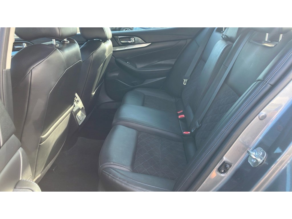 Used 2018 Nissan Maxima SR image 31