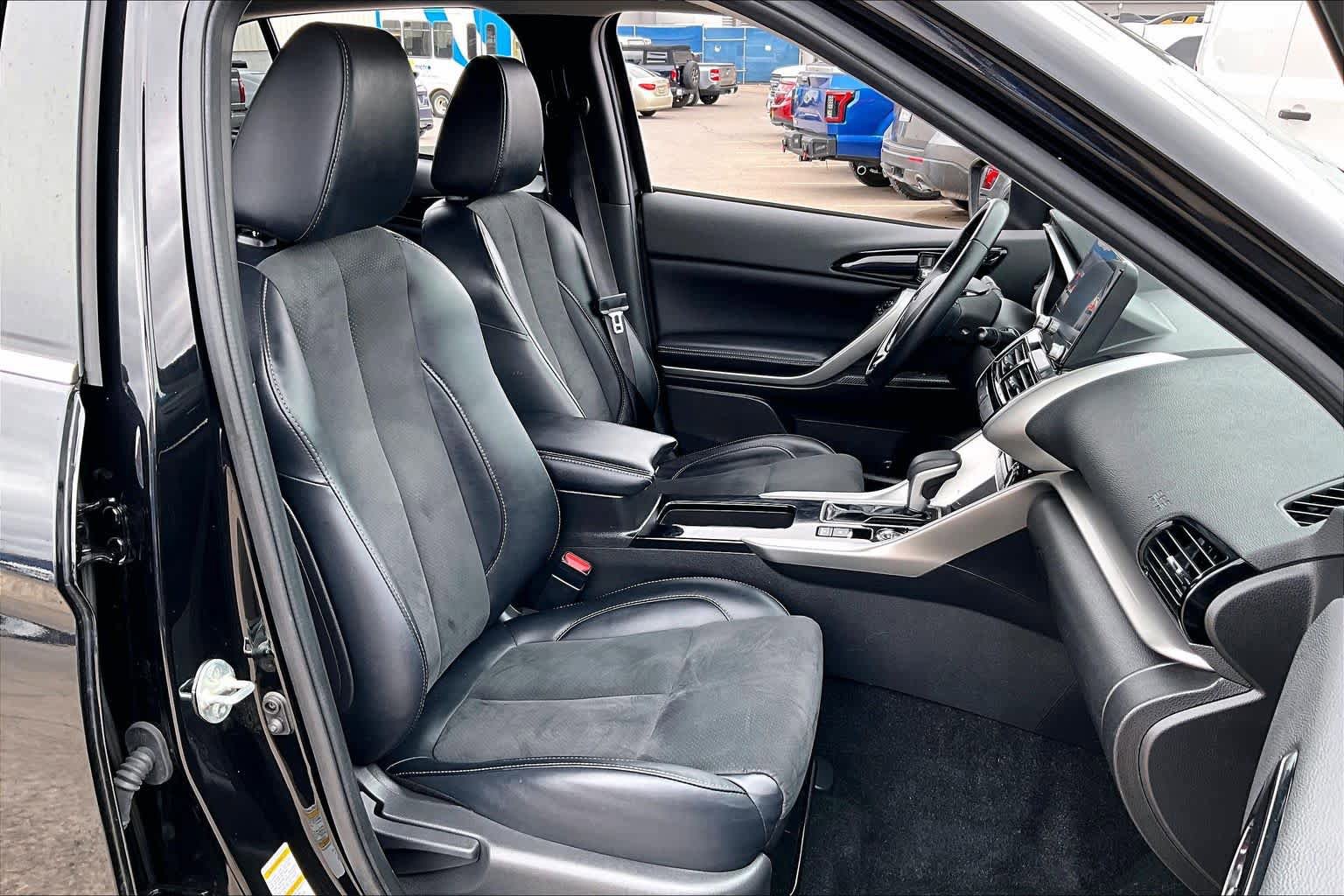 Used 2024 Mitsubishi Eclipse Cross SE AWD/4WD image 9