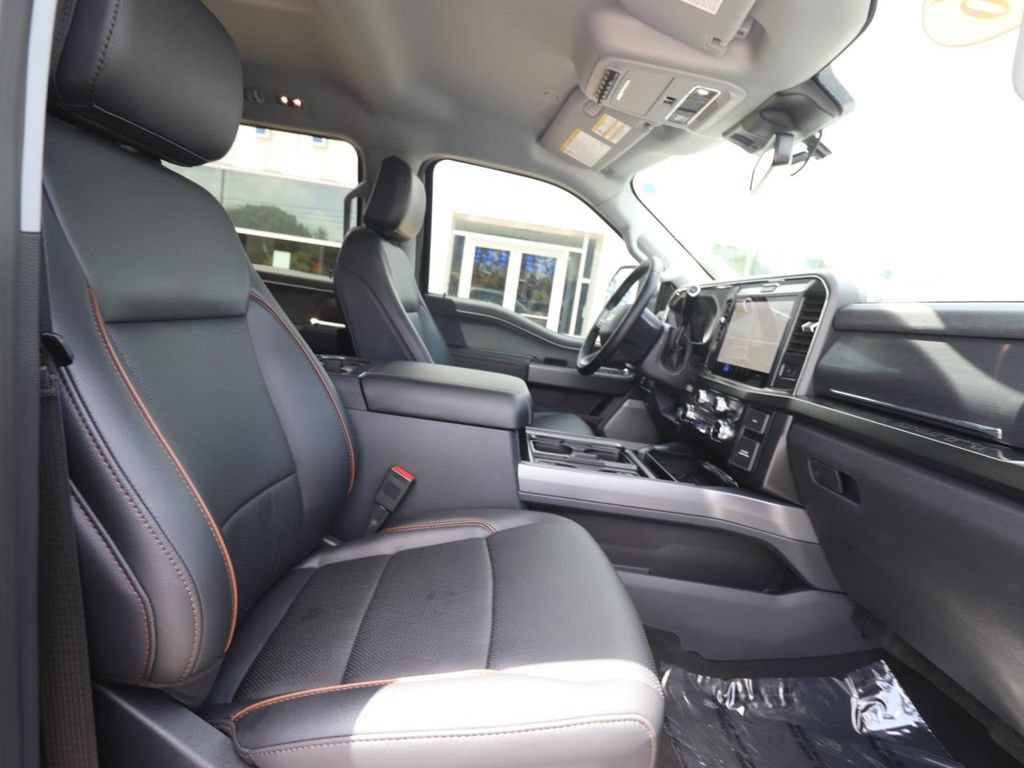 Certified 2026 Ford F350 Lariat w/ Black Appearance Package AWD/4WD image 14