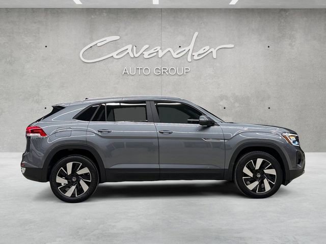 Used 2024 Volkswagen Atlas Cross Sport SE image 8