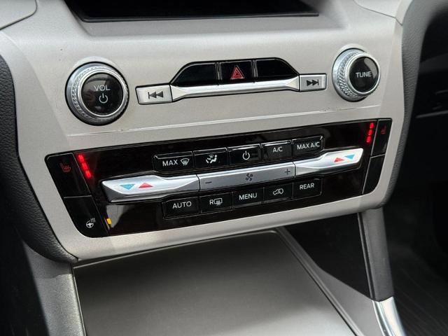 Certified 2023 Ford Explorer XLT w/ Equipment Group 202A image 21