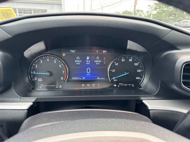 Certified 2023 Ford Explorer XLT w/ Equipment Group 202A AWD/4WD image 38