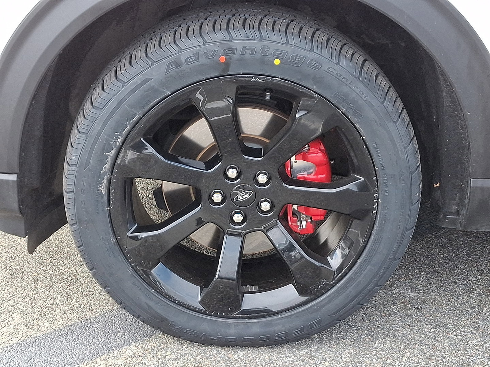 Certified 2023 Ford Explorer ST w/ ST Street Pack image 28