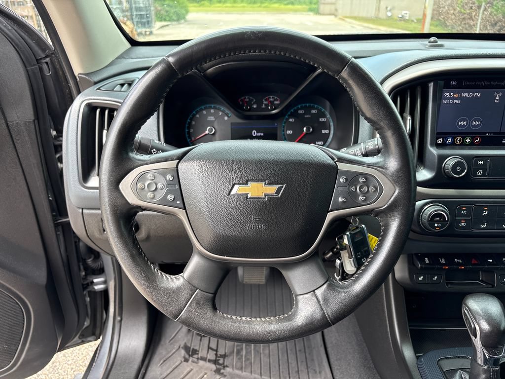 Used 2022 Chevrolet Colorado Z71 w/ Safety Package RWD image 16