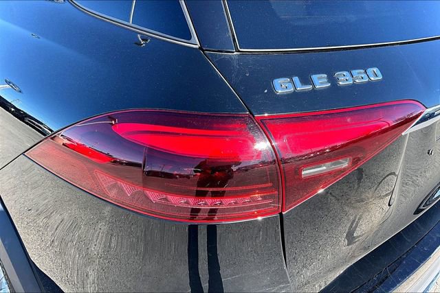 Used 2024 Mercedes-Benz GLE 350 GLE 350 w/ 3rd Row Seat Package image 27