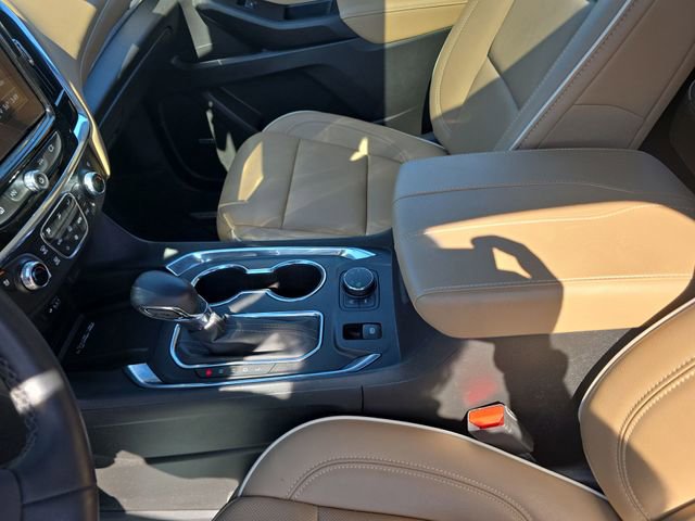 Used 2023 Chevrolet Traverse Premier AWD/4WD image 21