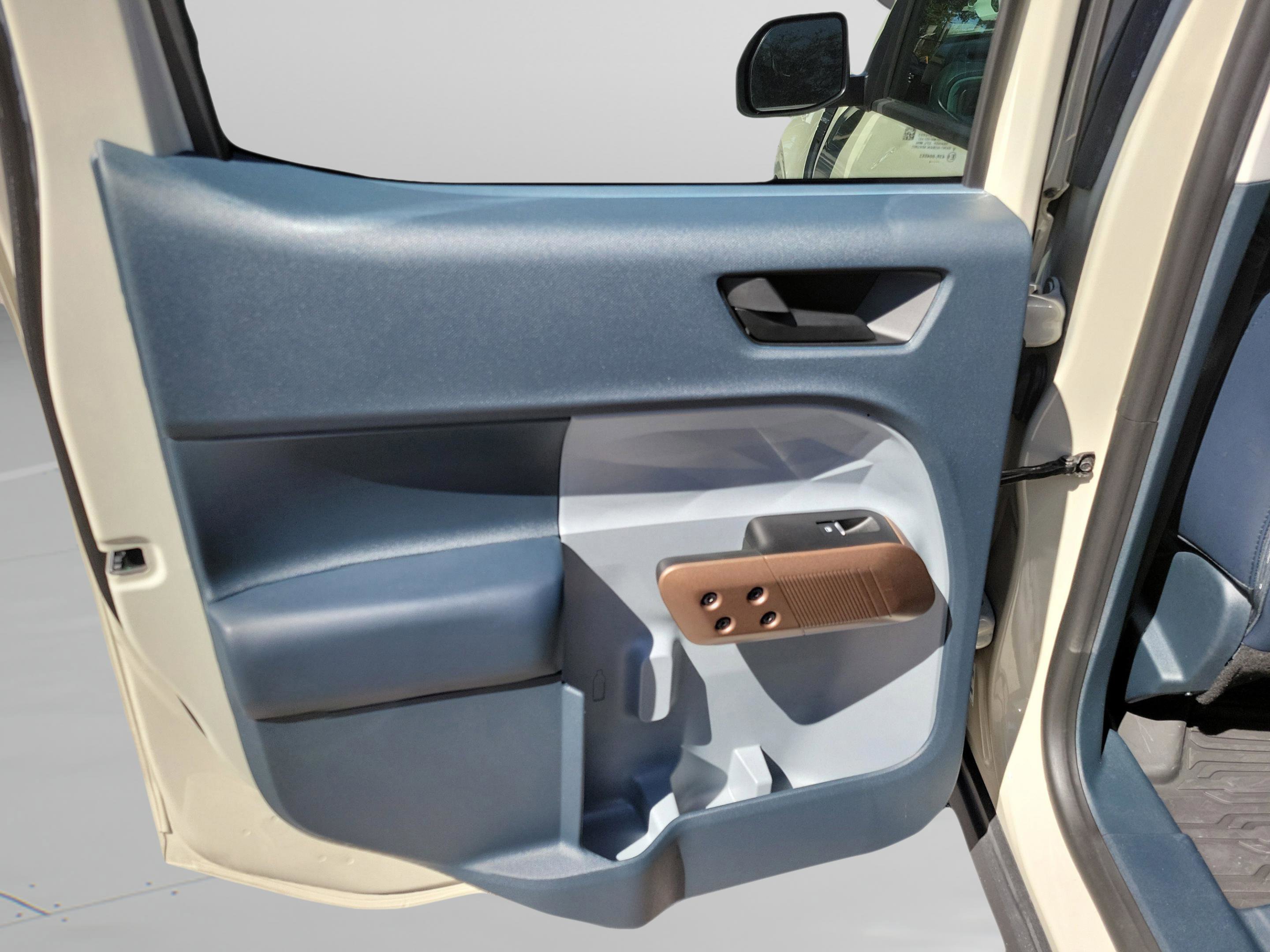 Certified 2024 Ford Maverick Lariat image 27