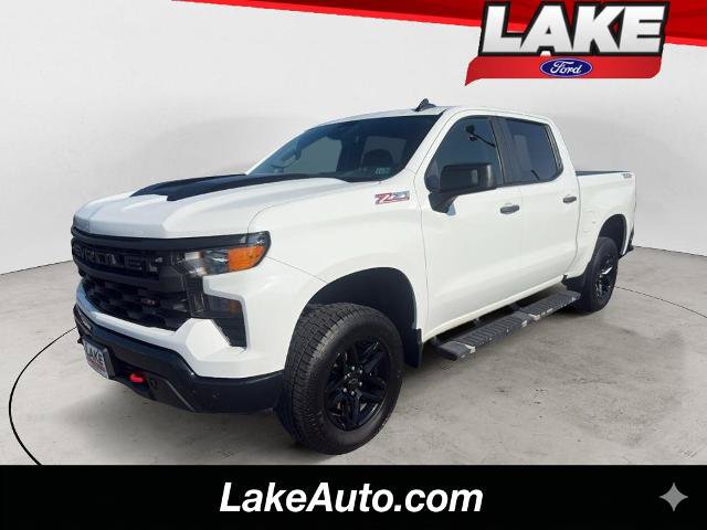 Used 2022 Chevrolet Silverado 1500 Custom Trail Boss w/ LPO, Dark Essentials Package AWD/4WD image 1