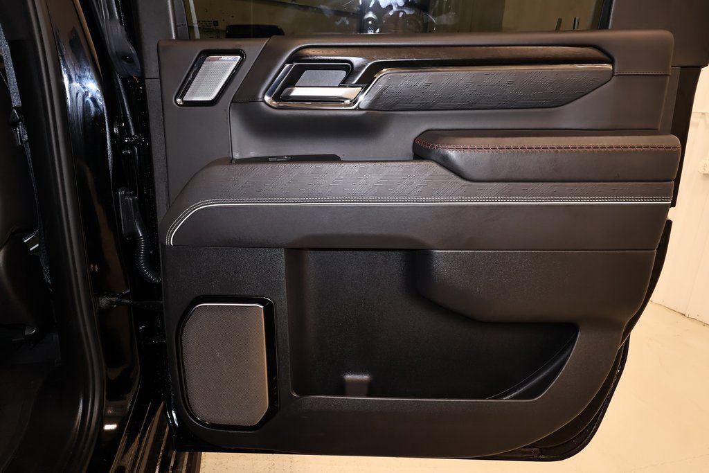 Used 2024 GMC Sierra 2500 AT4X w/ AT4X AEV Edition image 21