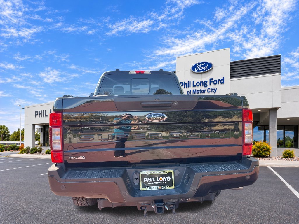 Certified 2022 Ford F250 XLT w/ Black Appearance Package AWD/4WD image 7