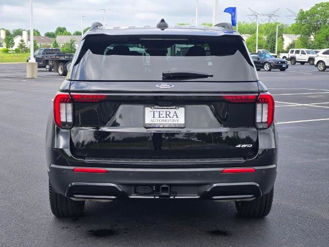 Certified 2025 Ford Explorer ST-Line w/ ST-Line Street Pack AWD/4WD image 15