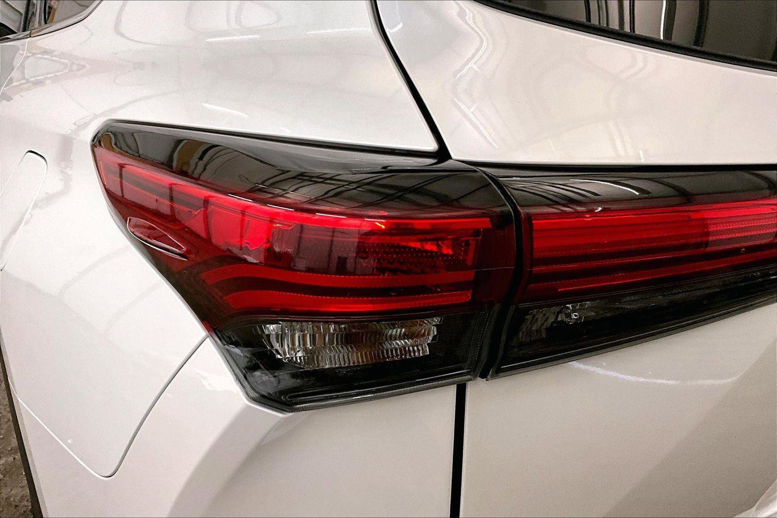 Used 2022 Toyota Highlander XLE image 28