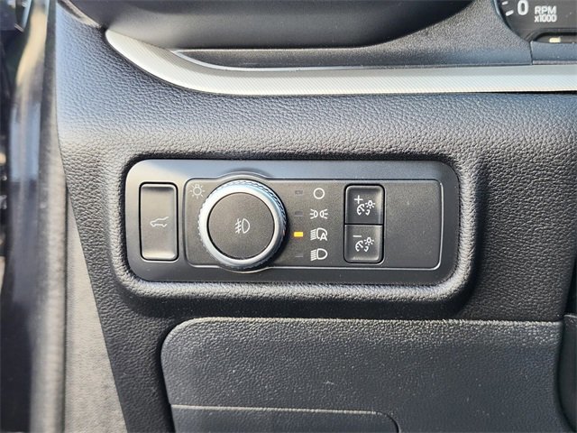 Certified 2022 Ford Explorer XLT w/ Equipment Group 202A image 25