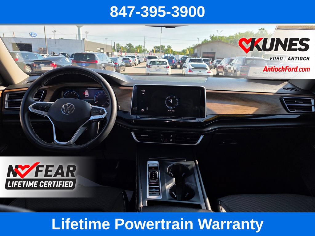 Used 2024 Volkswagen Atlas SE AWD/4WD image 25