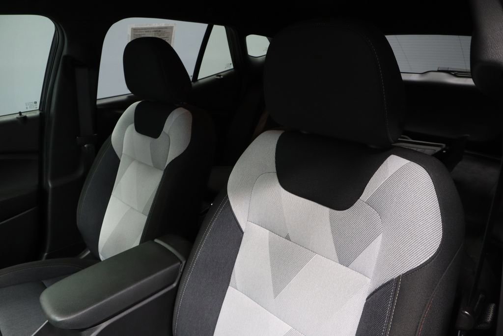 Used 2024 Chevrolet Trax RS w/ Driver Confidence Package image 26