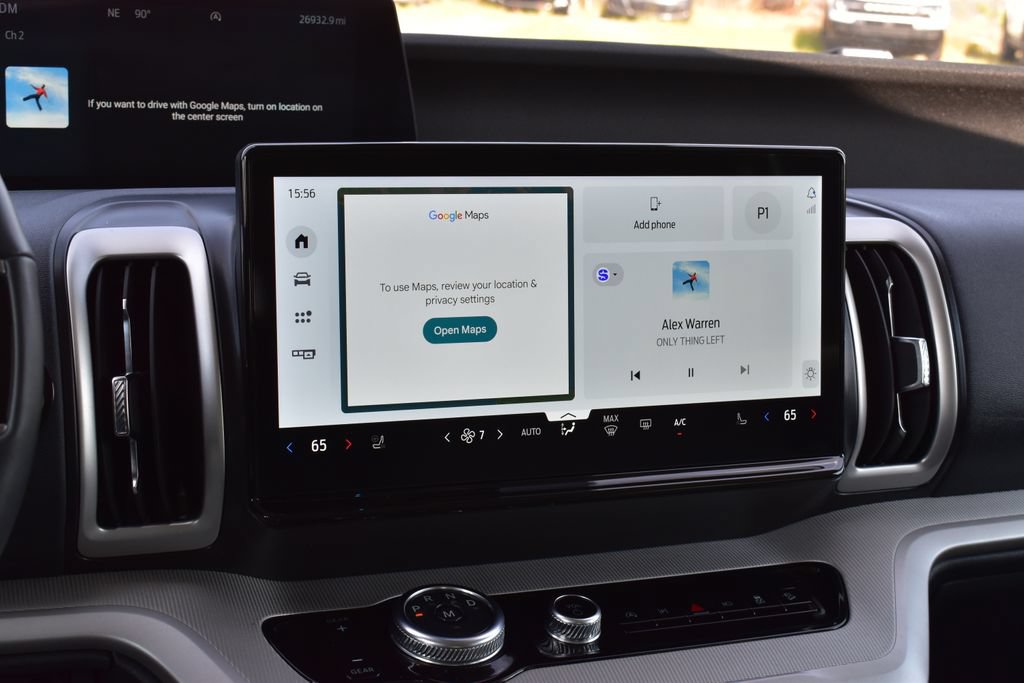 Certified 2025 Ford Expedition Active AWD/4WD image 19