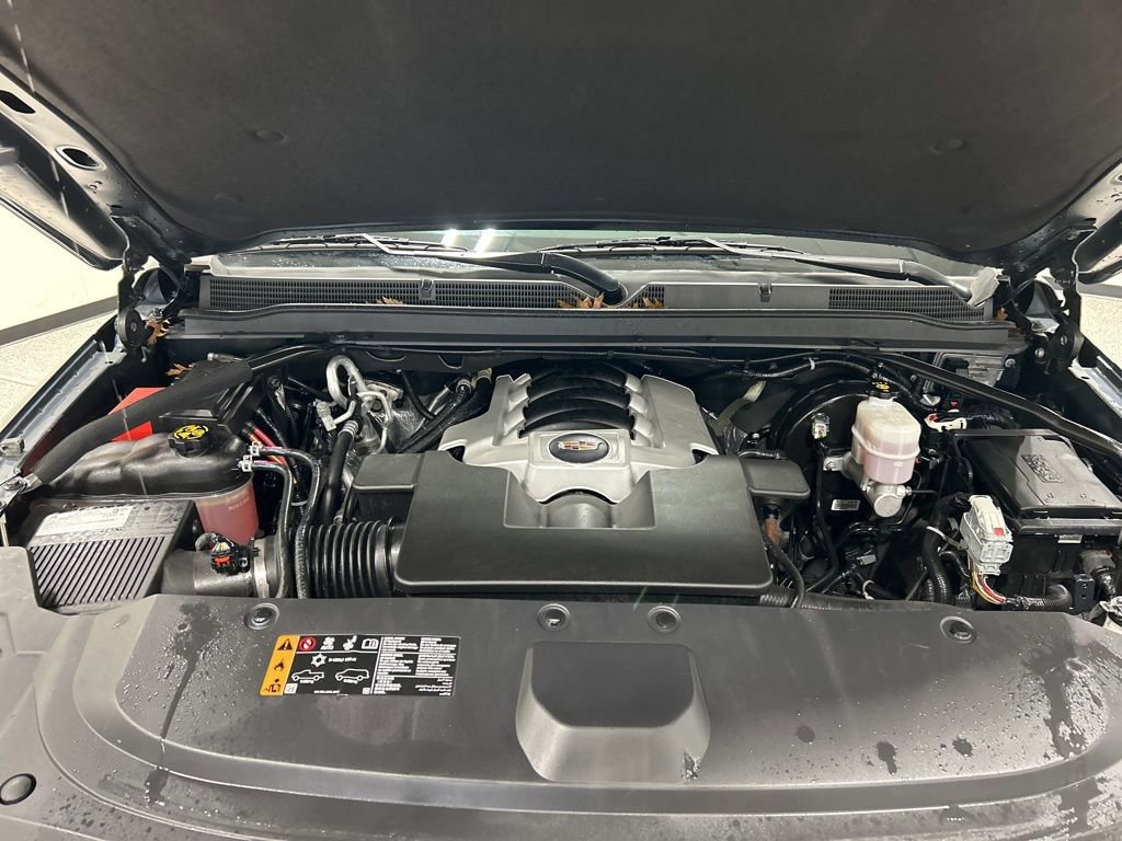 Used 2020 Cadillac Escalade Platinum image 33