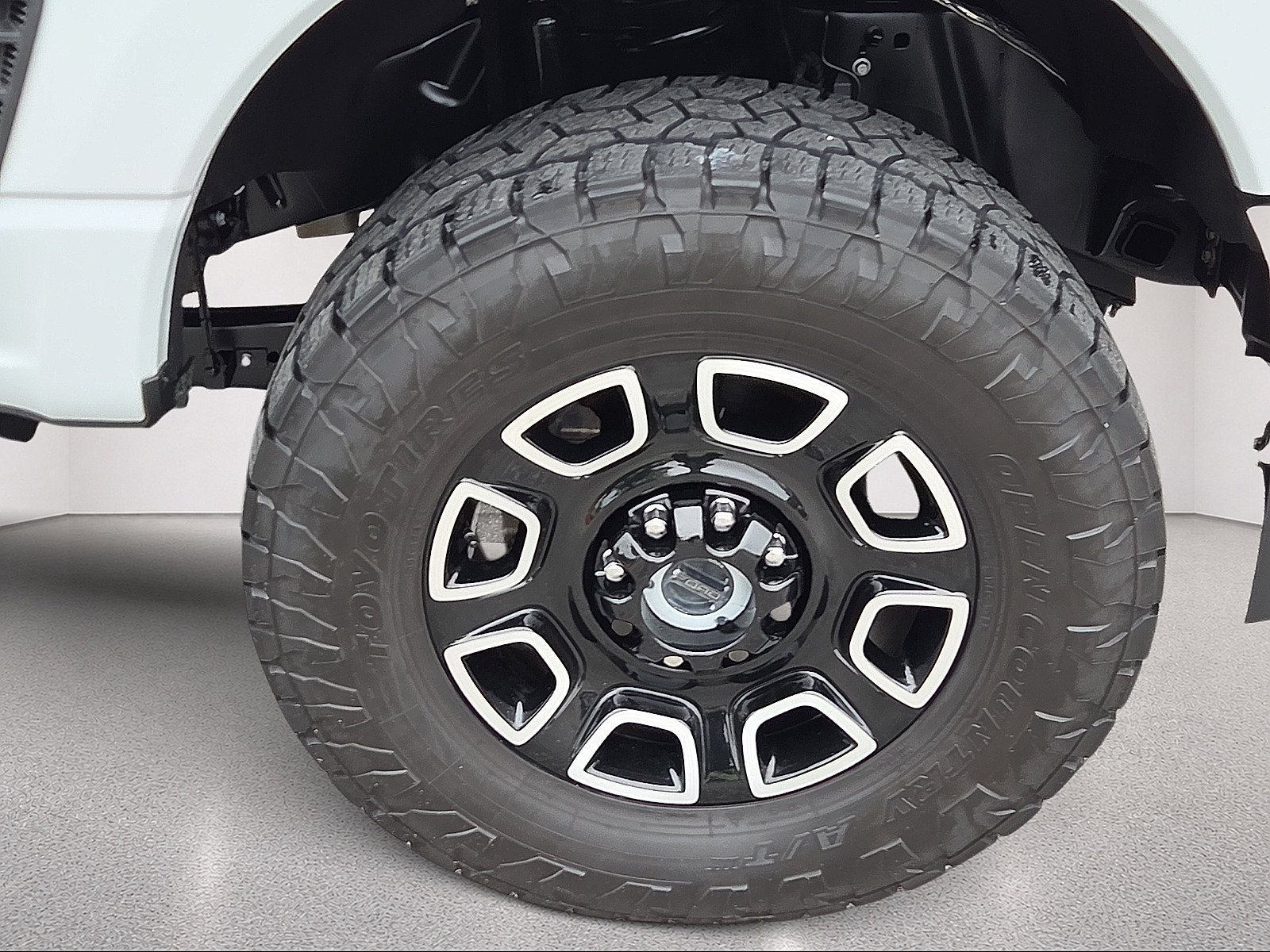 Certified 2025 Ford F250 Platinum AWD/4WD image 7