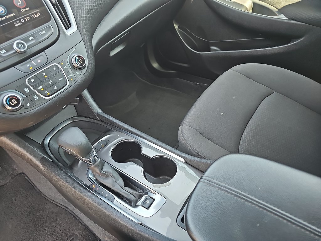 Used 2025 Chevrolet Malibu LT FWD image 23