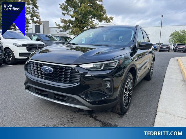 Certified 2025 Ford Escape SE w/ PHEV Premium Package